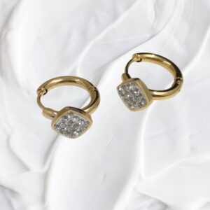 Aretes Huggies Diamantes